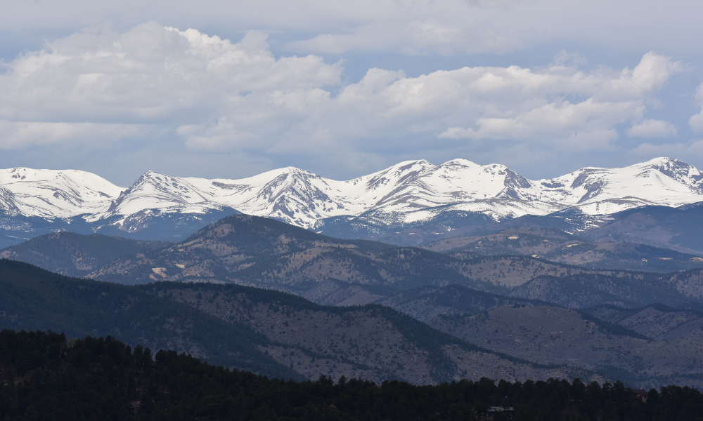 Hire a Black Car Service from Denver International Airport to Vail, Beaver Creek, and Aspen