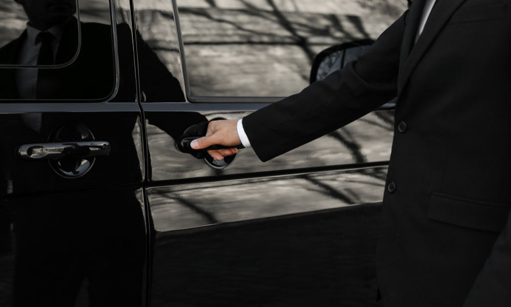 Executive Car Service Denver | Corporate Transportation & Airport Transfers